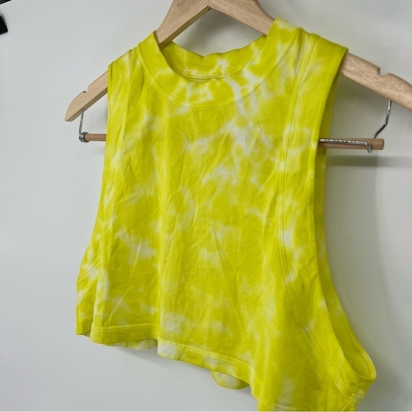 Lululemon All Yours Cropped Cotton Tank 
Marmoleado / Highlight‎ Yellow size 8 - Picture 6 of 11